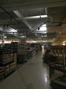 skúška, návrh a montáž núdzového osvetlenia v Tesco Žilina